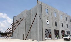 Muros estructurales prefabricados Tilt-Up para naves industriales